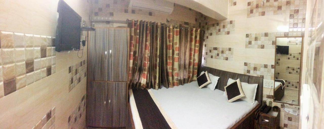 Ajanta Hotel 100 Mtrs Railway Station & 400 Mtrs Dargah Ajmer Exterior foto